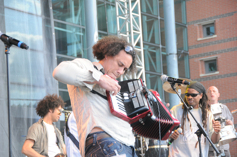 Fete de la Musique Evry 2009 - Sergent Garcia 125.jpg